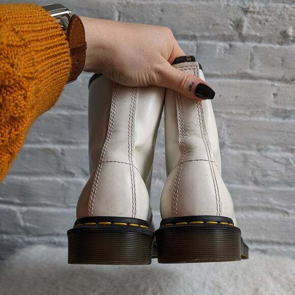 Dr Martens Docs White High Top Leather Combat Boots Kawaii Grunge Biker Shoes - Picture 3 of 9